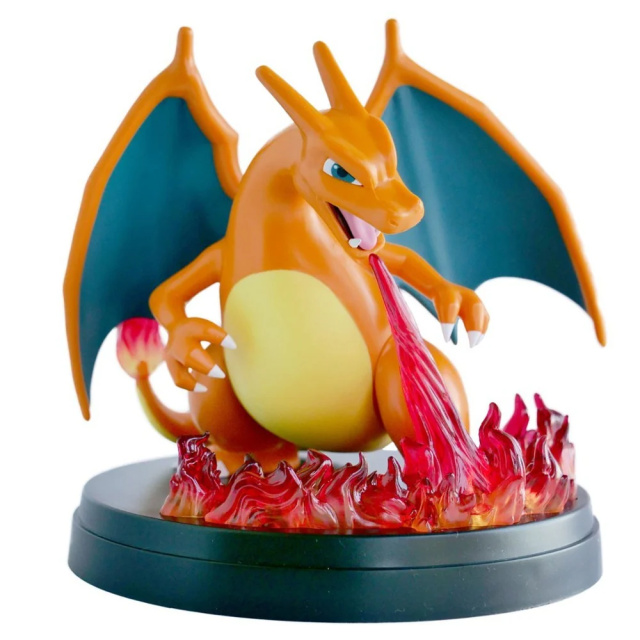 Pokemon TCG: Charizard Ex Super Premium Collection Box - Bilde 4